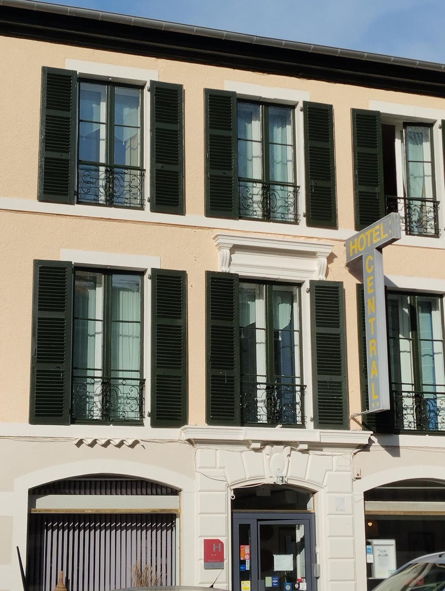 Hotel Central Pau Exterior photo