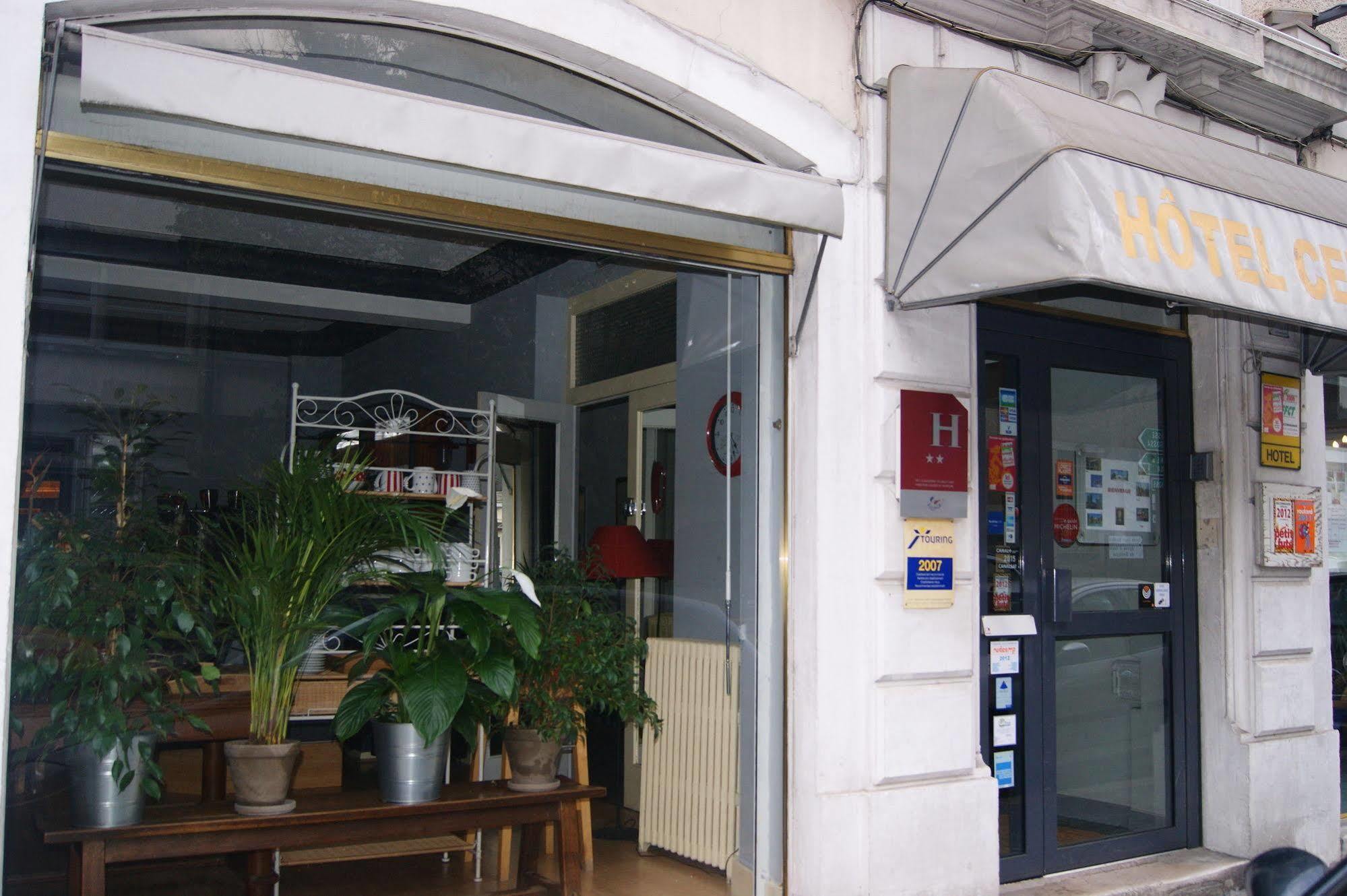 Hotel Central Pau Exterior photo